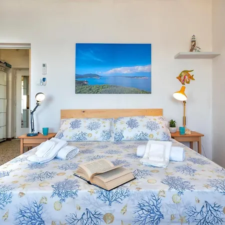 Alghero Sea View בית הארחה *